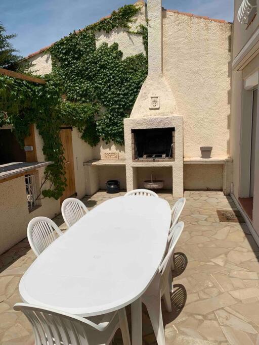 Jolie Villa Piscine A 15 Min Du Barcares Salses-le-Chateau Exterior photo