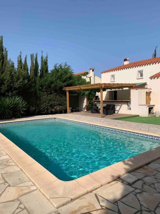 Jolie Villa Piscine A 15 Min Du Barcares Salses-le-Chateau Exterior photo